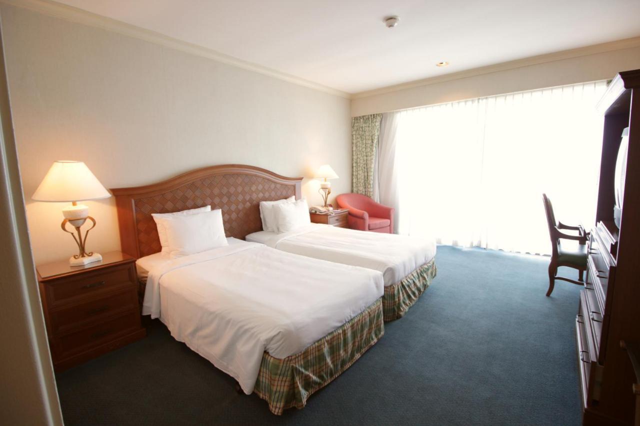 Pacific Star Resort & Spa Tamuning Ngoại thất bức ảnh