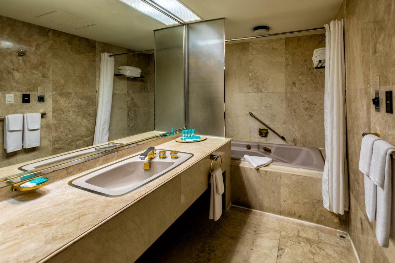 Pacific Star Resort & Spa Tamuning Ngoại thất bức ảnh